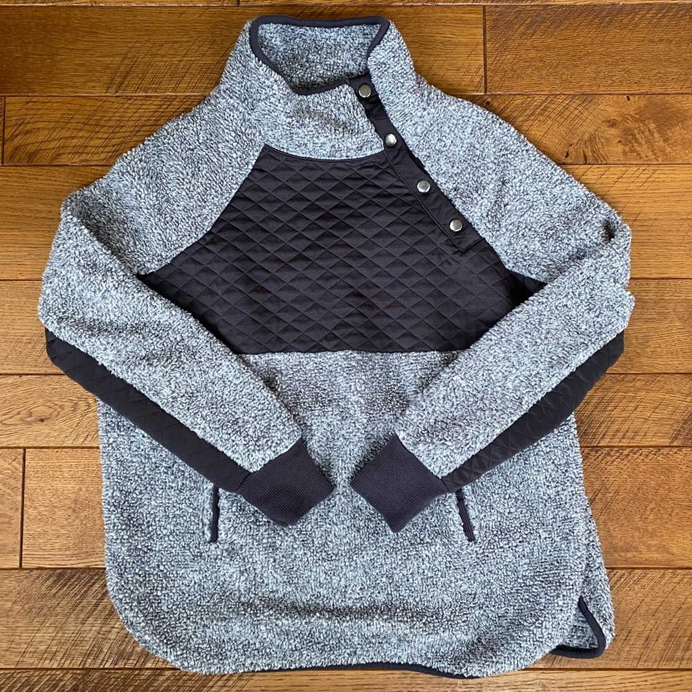 Sweater with quilted detail